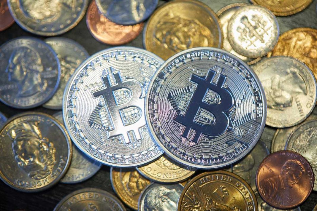 cómo-ganar-dinero-con-bitcoin.jpg