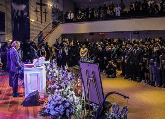 « Enlève ton genou de notre cou » : George Floyd est resté dans les mémoires comme un ami féroce alors que les protestations de masse se poursuivent