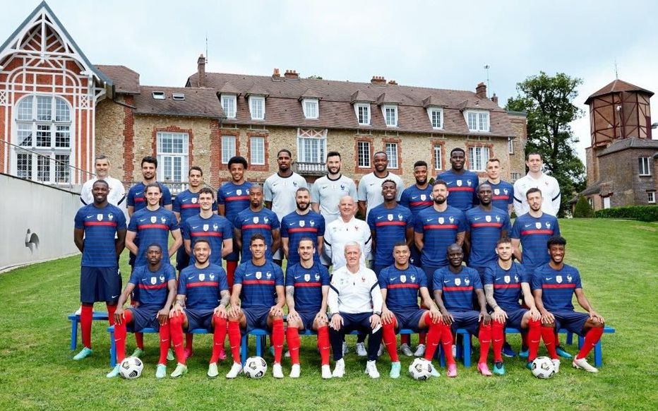 Quel Est L'âge De Didier Deschamps Salaire Didier Deschamps : combien gagne l’entraîneur français
