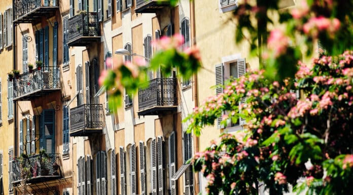 Quels avantages fiscaux peut-on obtenir en étant loueur en meublé ? immeuble