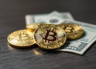 Bitcoin et dollar : un risque de change méconnu à ne pas sous-estimer découvrez les risques méconnus liés au change entre bitcoin et dollar et comprenez pourquoi il est crucial de ne pas les sous-estimer pour protéger vos investissements.